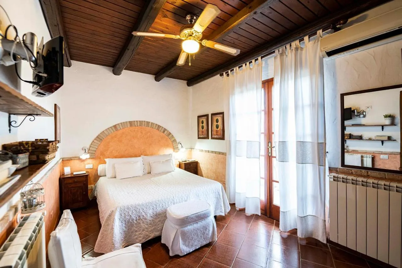 Sa Domu Sarda Suites - Bed & Breakfast Porto Columbu - Perd'E Sali