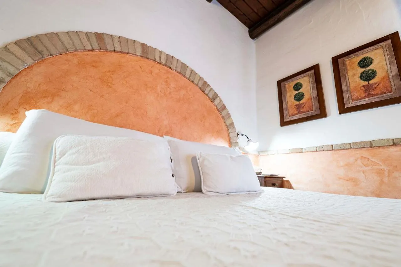 Sa Domu Sarda Suites - Bed & Breakfast Porto Columbu - Perd'E Sali 0*,
