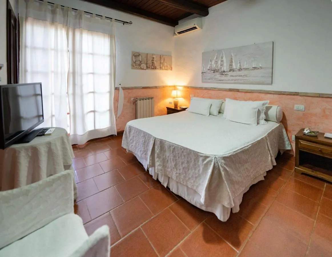Sa Domu Sarda Suites - Bed & Breakfast Porto Columbu - Perd'E Sali